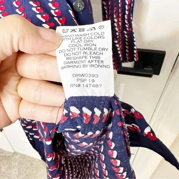 DRAPER JAMES Long Sleeve Shirt Dress Navy Red Heart Print Size 6 Preppy - Picture 6 of 7